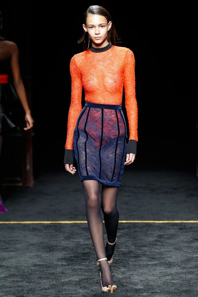 Look 13